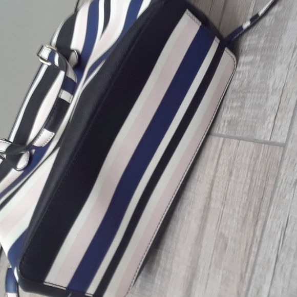 KATE SPADE..EVANGELIE LAUREL WAY..CRUISE STRIPE BAG - Picture 7 of 10